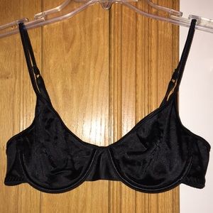 Vintage 90s Victoria’s Secret satin shiny bra 36B